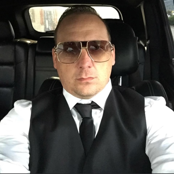 Meet your Posher, Clayton - Picture 1 of 1